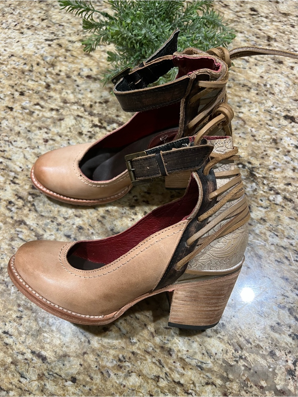 Freebird Raeanne Tan/Beige Leather Strappy Block Heel Pumps 6